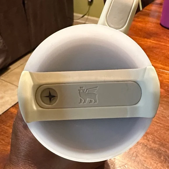 Stanley Cream Mug with Handle - Picture 4 of 7